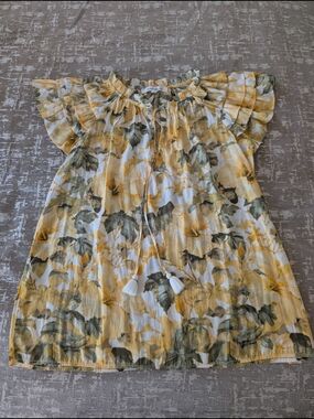 Rose & Olive Yellow Floral Tassel Flutter-Sleeve Top
